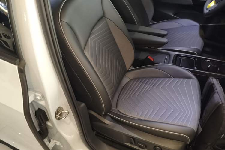 Used Volkswagen ID.3 2023 Upgraded Model Pure Intelligent Enjoyment Version Right Front Seat
