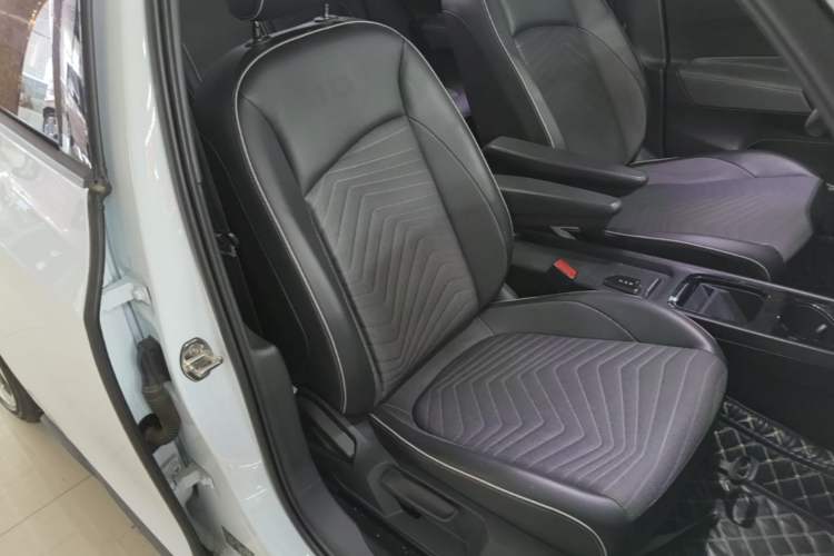 Used Volkswagen ID.3 2023 Pure Smart Edition Right Front Seat