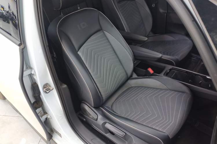 Used Volkswagen ID.3 2023 Upgraded Model Pure Intelligent Enjoyment Version Right Front Seat
