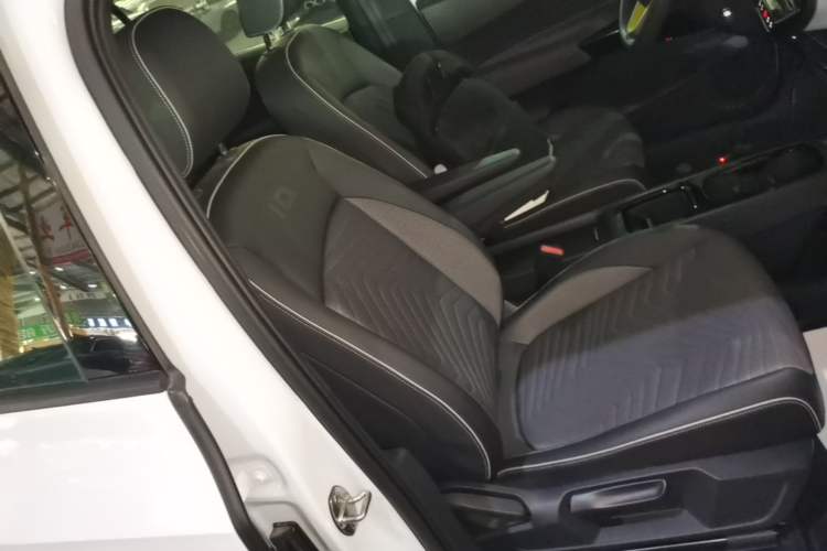 Used Volkswagen ID.3 2023 Upgraded Model Pure Intelligent Enjoyment Version Right Front Seat