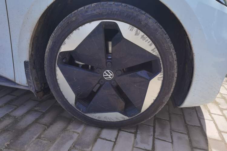 Used Volkswagen ID.3 2023 Upgraded Model Pure Intelligent Enjoyment Version Right Front Wheel Hub