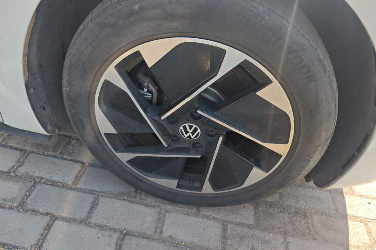 Used Volkswagen ID.3 2023 Upgraded Model Pure Intelligent Enjoyment Version Right Front Wheel Hub