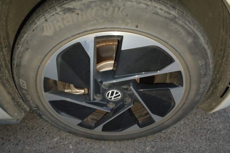 Used Volkswagen ID.3 2023 Pure Smart Edition Right Front Wheel Hub