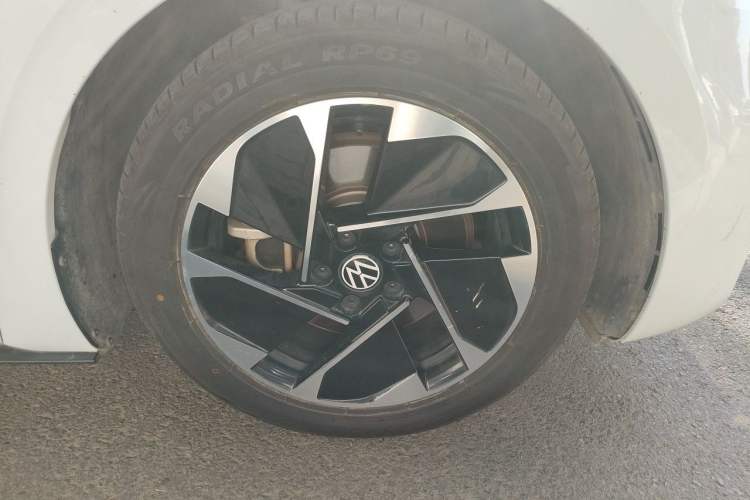 Used Volkswagen ID.3 2023 Pure Smart Edition Right Front Wheel Hub
