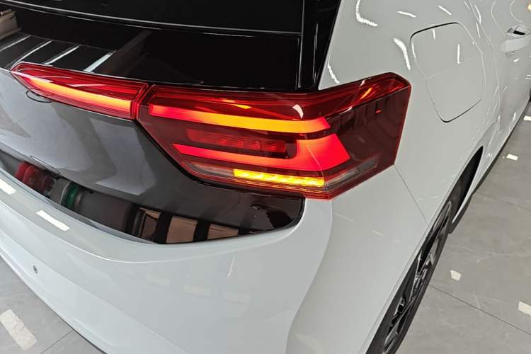Used Volkswagen ID.3 2023 Upgraded Model Pure Intelligent Enjoyment Version Right Rear Taillight