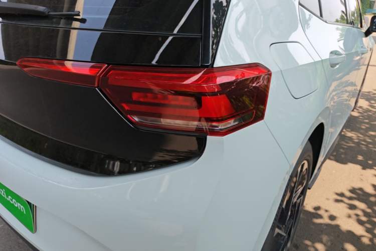 Used Volkswagen ID.3 2023 Upgraded Model Pure Intelligent Enjoyment Version Right Rear Taillight