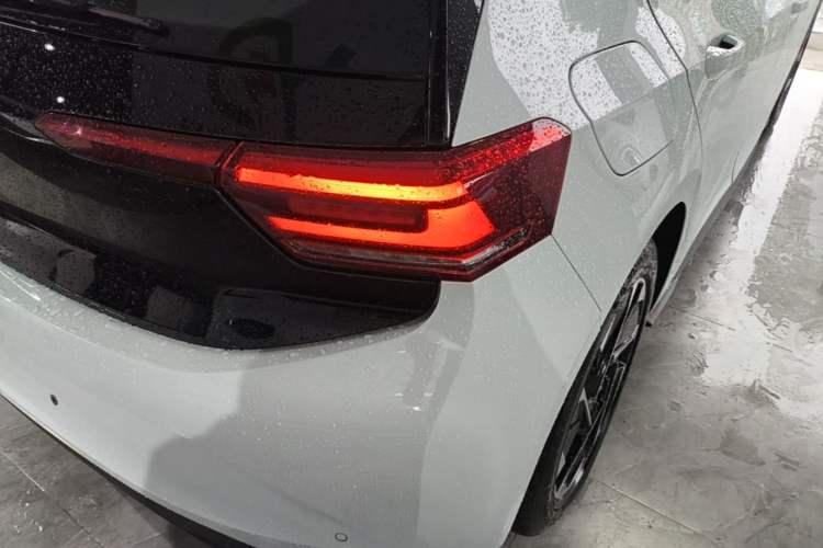 Used Volkswagen ID.3 2023 Upgraded Model Pure Intelligent Enjoyment Version Right Rear Taillight
