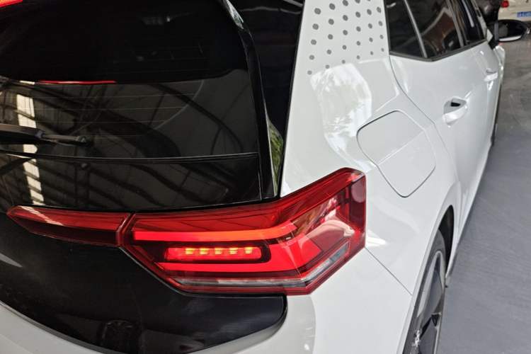 Used Volkswagen ID.3 2023 Upgraded Model Pure Intelligent Enjoyment Version Right Rear Taillight