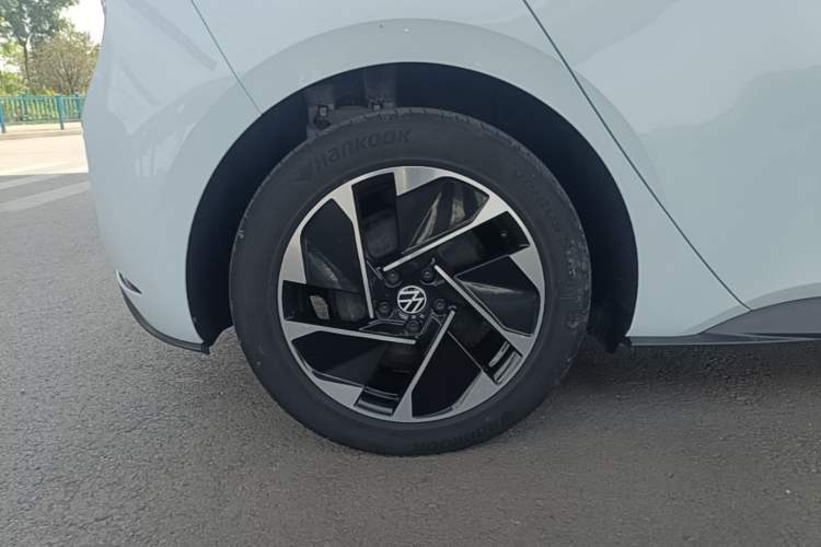 Used Volkswagen ID.3 2023 Upgraded Model Pure Intelligent Enjoyment Version Right Rear Wheel Hub
