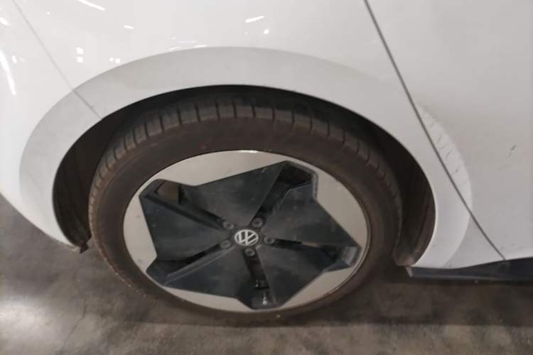 Used Volkswagen ID.3 2023 Upgraded Model Pure Intelligent Enjoyment Version Right Rear Wheel Hub