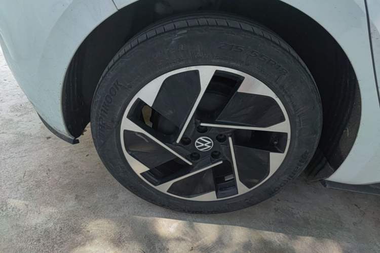 Used Volkswagen ID.3 2023 Pure Smart Edition Right Rear Wheel Hub