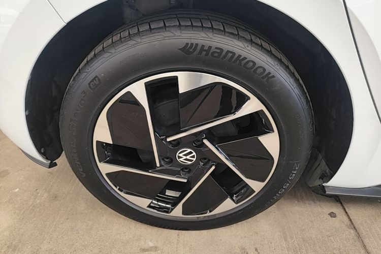 Used Volkswagen ID.3 2023 Upgraded Model Pure Intelligent Enjoyment Version Right Rear Wheel Hub