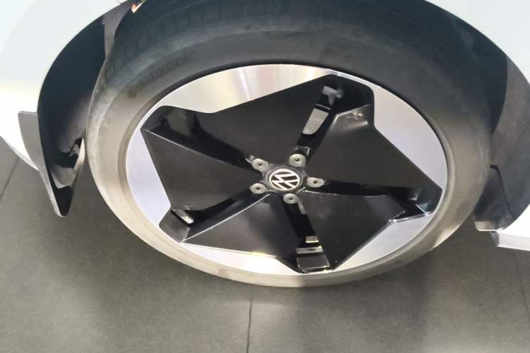 Used Volkswagen ID.3 2023 Pure Smart Edition Right Rear Wheel Hub