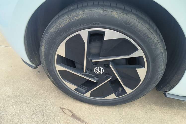 Used Volkswagen ID.3 2023 Pure Smart Edition Right Rear Wheel Hub