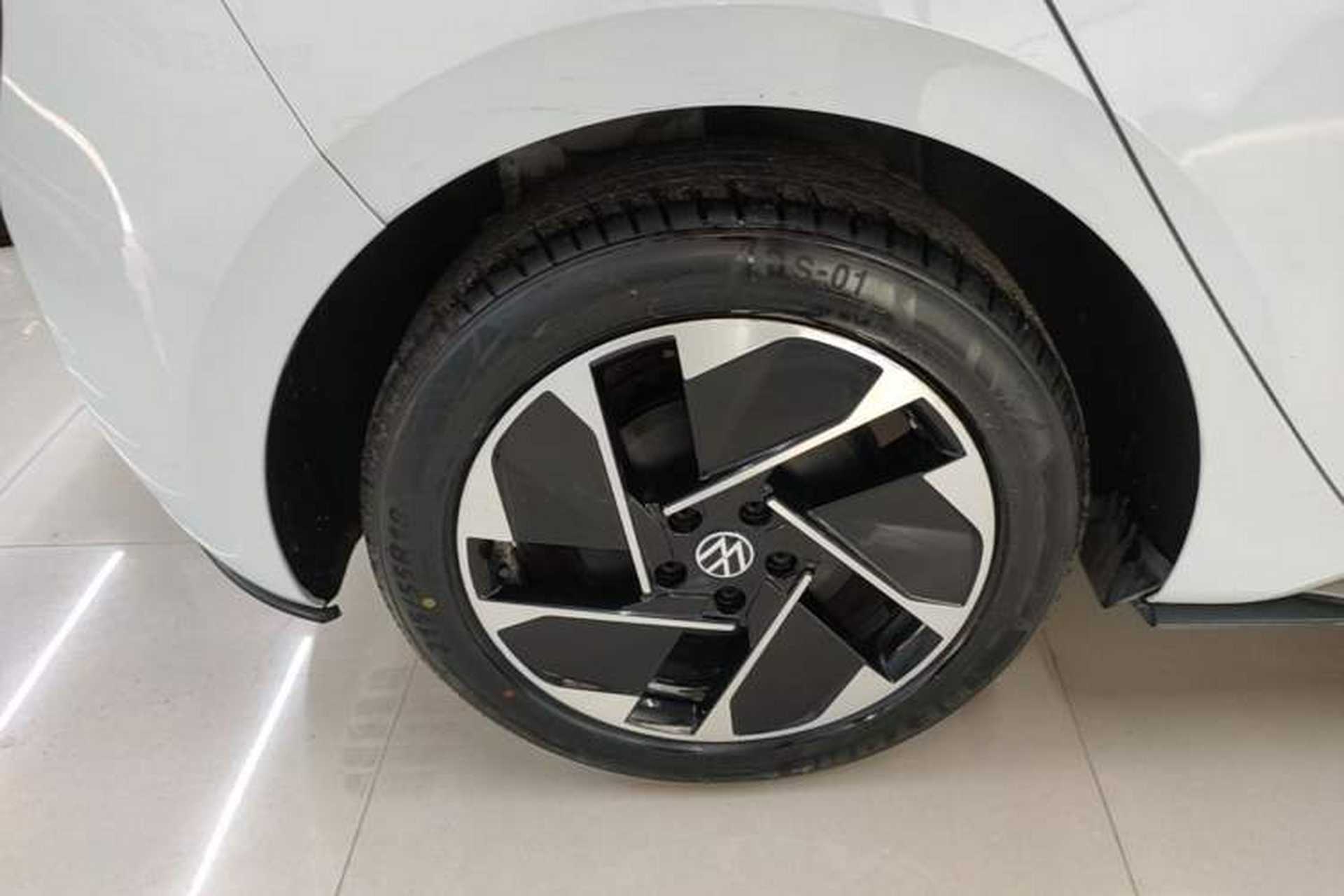 Used Volkswagen ID.3 2023 Upgraded Model Pure Intelligent Enjoyment Version Right Rear Wheel Hub