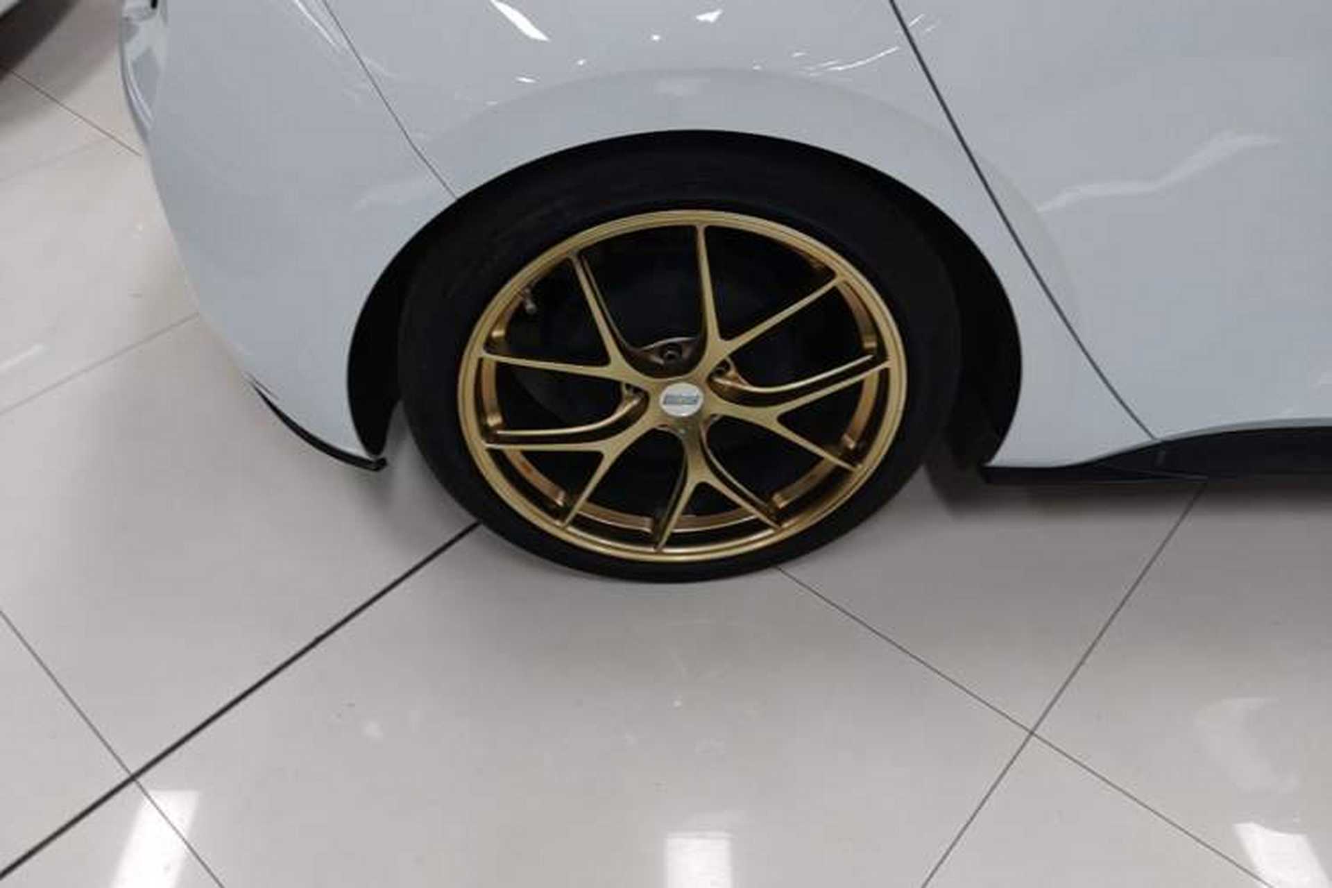 Used Volkswagen ID.3 2023 Upgraded Model Pure Intelligent Enjoyment Version Right Rear Wheel Hub