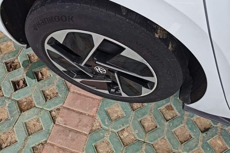 Used Volkswagen ID.3 2023 Pure Smart Edition Right Rear Wheel Hub