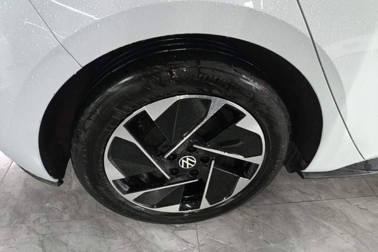 Used Volkswagen ID.3 2023 Upgraded Model Pure Intelligent Enjoyment Version Right Rear Wheel Hub