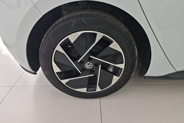 Used Volkswagen ID.3 2023 Pure Smart Edition Right Rear Wheel Hub