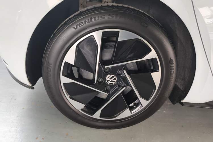 Used Volkswagen ID.3 2023 Pure Smart Edition Right Rear Wheel Hub