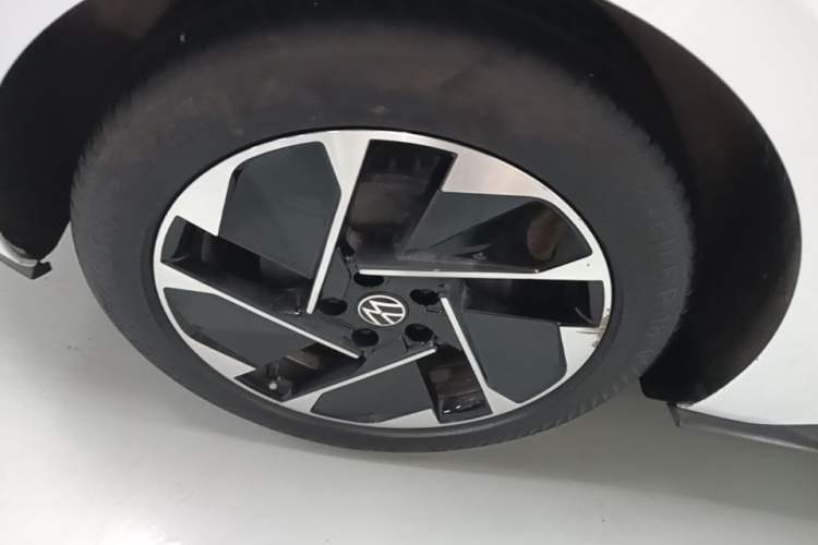 Used Volkswagen ID.3 2023 Pure Smart Edition Right Rear Wheel Hub
