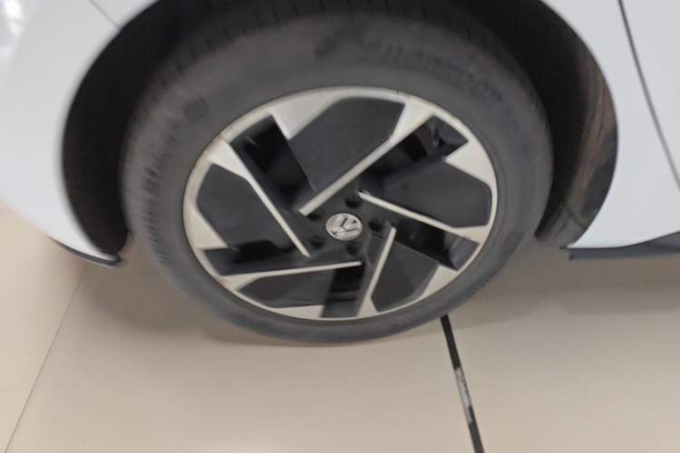 Used Volkswagen ID.3 2023 Pure Smart Edition Right Rear Wheel Hub