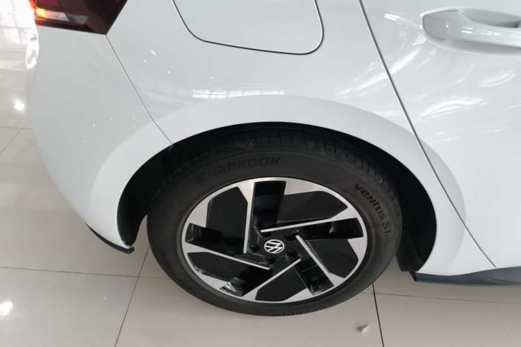 Used Volkswagen ID.3 2023 Upgraded Model Pure Intelligent Enjoyment Version Right Rear Wheel Hub