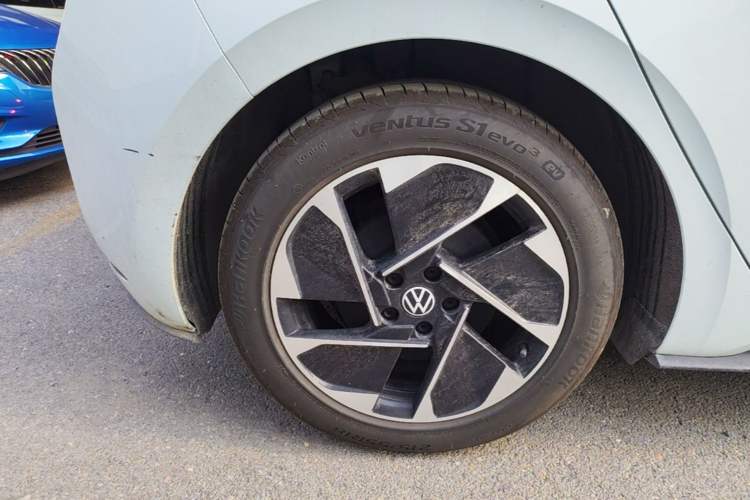 Used Volkswagen ID.3 2023 Upgraded Model Pure Intelligent Enjoyment Version Right Rear Wheel Hub