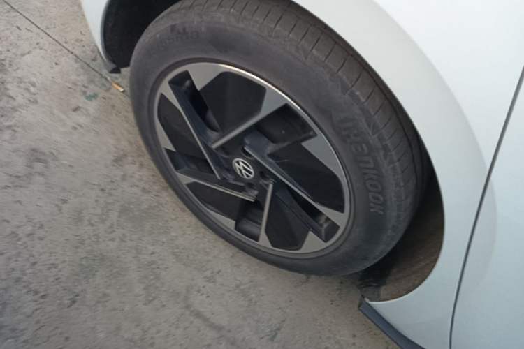 Used Volkswagen ID.3 2023 Pure Smart Edition Right Rear Wheel Hub