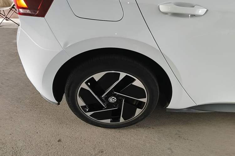 Used Volkswagen ID.3 2023 Upgraded Model Pure Intelligent Enjoyment Version Right Rear Wheel Hub
