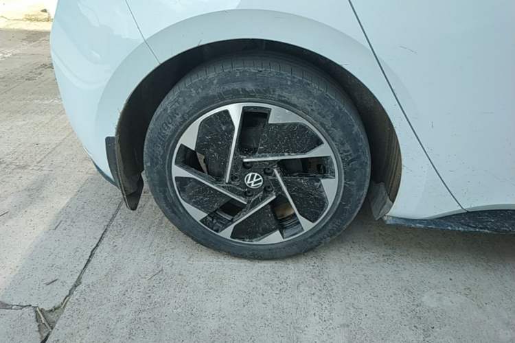 Used Volkswagen ID.3 2023 Pure Smart Edition Right Rear Wheel Hub