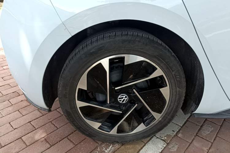 Used Volkswagen ID.3 2023 Upgraded Model Pure Intelligent Enjoyment Version Right Rear Wheel Hub