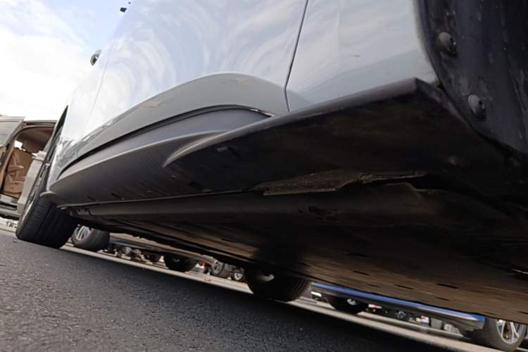 Used Volkswagen ID.3 2023 Pure Smart Edition Right Side Sill