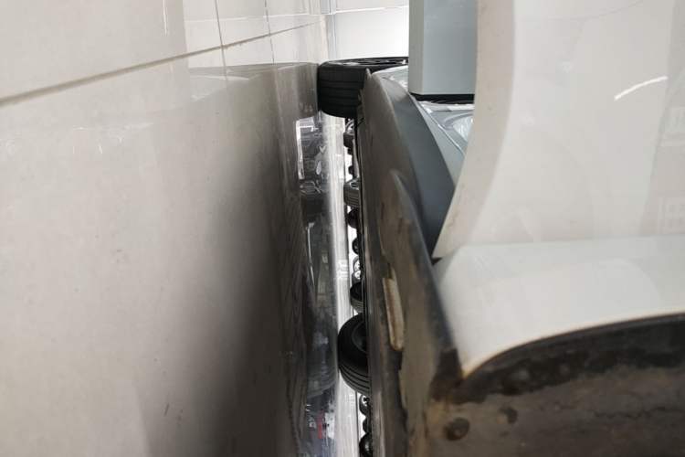 Used Volkswagen ID.3 2023 Upgraded Model Pure Intelligent Enjoyment Version Right Side Sill