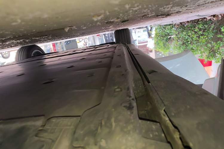 Used Volkswagen ID.3 2023 Upgraded Model Pure Intelligent Enjoyment Version Right Side Sill
