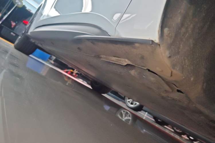 Used Volkswagen ID.3 2023 Pure Smart Edition Right Side Sill