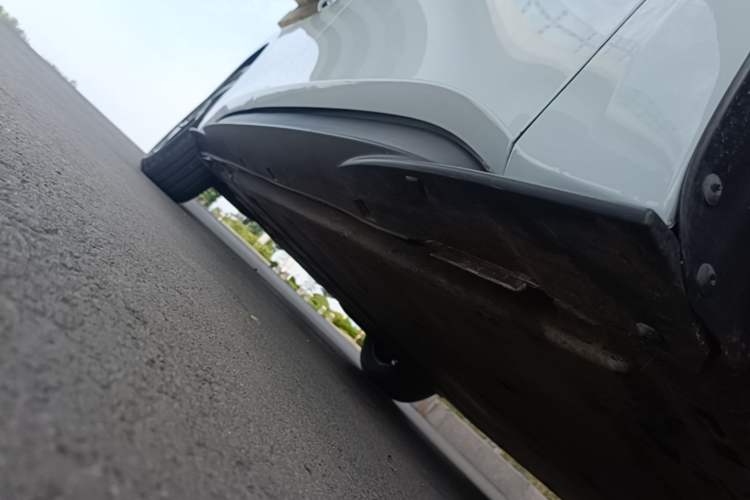 Used Volkswagen ID.3 2023 Upgraded Model Pure Intelligent Enjoyment Version Right Side Sill