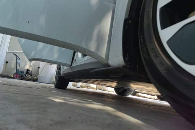 Used Volkswagen ID.3 2023 Pure Smart Edition Right Side Sill