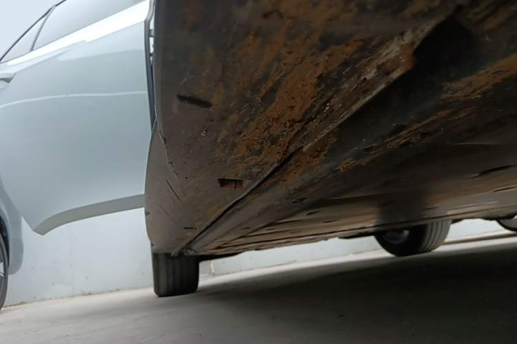 Used Volkswagen ID.3 2023 Upgraded Model Pure Intelligent Enjoyment Version Right Side Sill