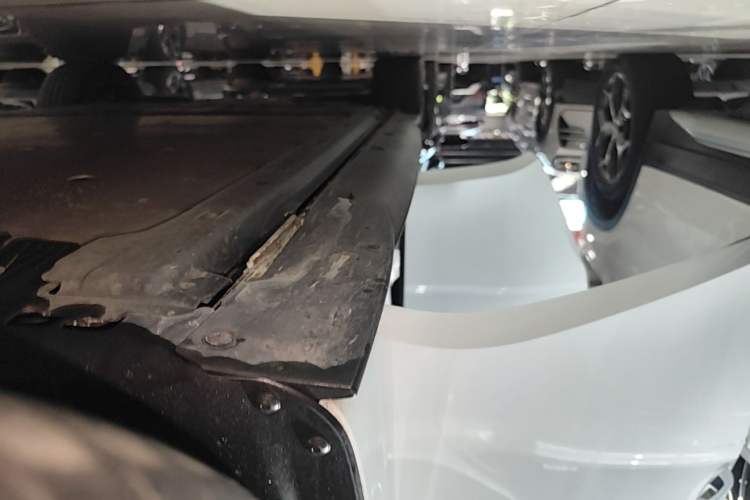 Used Volkswagen ID.3 2023 Upgraded Model Pure Intelligent Enjoyment Version Right Side Sill