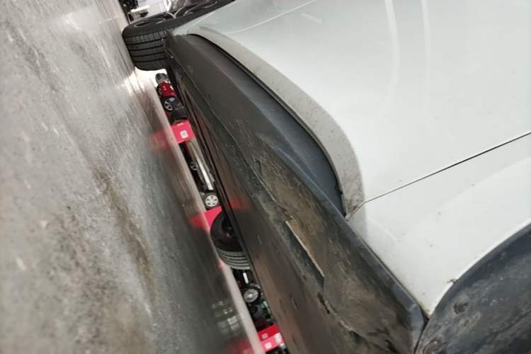 Used Volkswagen ID.3 2023 Upgraded Model Pure Intelligent Enjoyment Version Right Side Sill