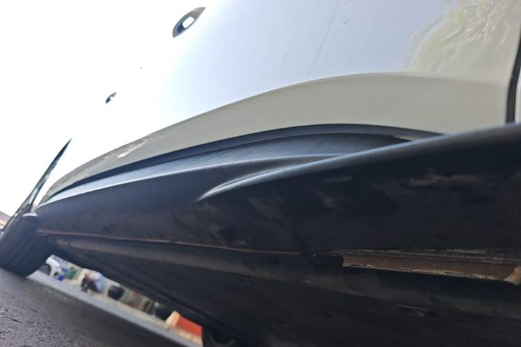 Used Volkswagen ID.3 2023 Upgraded Model Pure Intelligent Enjoyment Version Right Side Sill