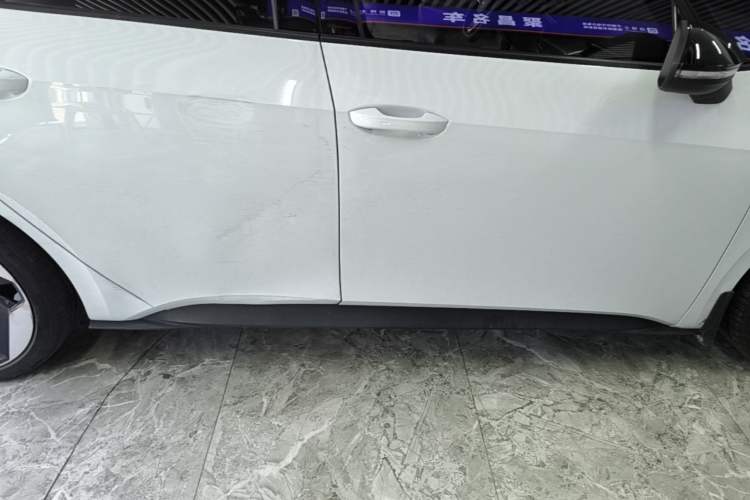Used Volkswagen ID.3 2023 Upgraded Model Pure Intelligent Enjoyment Version Right Side Sill