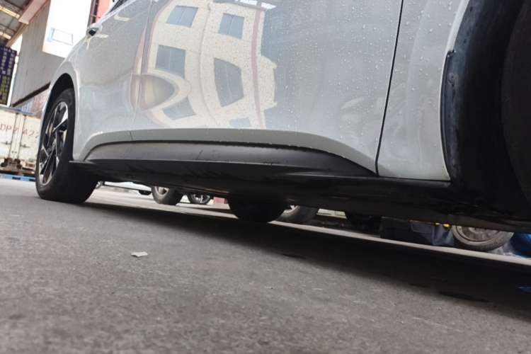 Used Volkswagen ID.3 2023 Pure Smart Edition Right Side Sill
