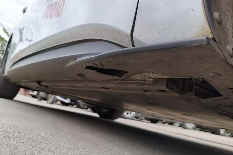 Used Volkswagen ID.3 2023 Pure Smart Edition Right Side Sill