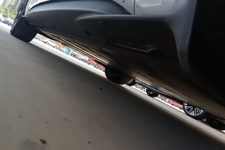 Used Volkswagen ID.3 2023 Pure Smart Edition Right Side Sill