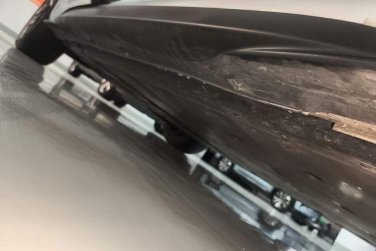 Used Volkswagen ID.3 2023 Upgraded Model Pure Intelligent Enjoyment Version Right Side Sill