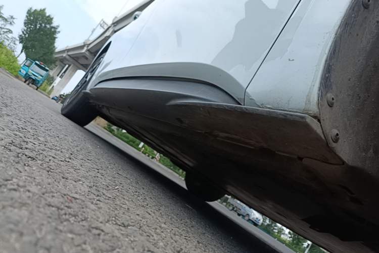 Used Volkswagen ID.3 2023 Pure Smart Edition Right Side Sill