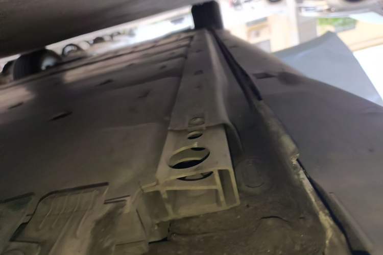 Used Volkswagen ID.3 2023 Upgraded Model Pure Intelligent Enjoyment Version Right Side Sill