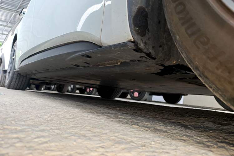 Used Volkswagen ID.3 2023 Upgraded Model Pure Intelligent Enjoyment Version Right Side Sill